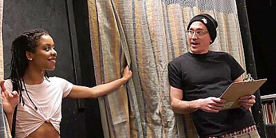 Looking 4 Porn - Found The Great White