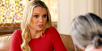 Mrs. Doubtfire - A Lesbian Porn Parody