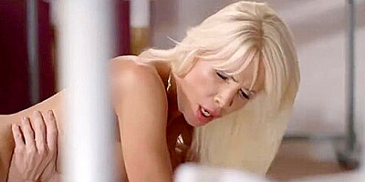 Busty Cougar Tiffany Rousso Mind-blowing Hardcore Clip