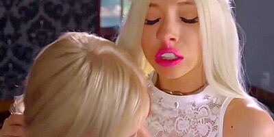 Kenzie Reeves Pussy Drilled With Huge Dildo