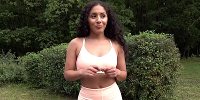 Cute Fitness Bunny Liv Revamped Takes A Break And Su