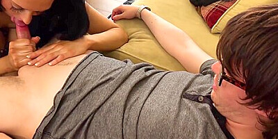 Sexy Stockings Babe Deepthroating Nerd Cock With Jessica Scotland