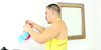 Strokes Stepbro Cannot Resist The Amazing Curves Of Sexy Ally Berry